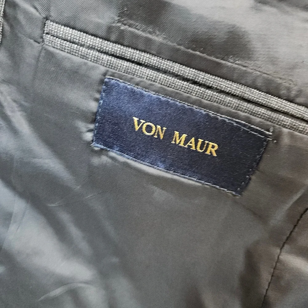 Von Maur Hart Schaffner Marx Gold Trumpeter‎ Gray Wool Blazer Men's 42S Preppy